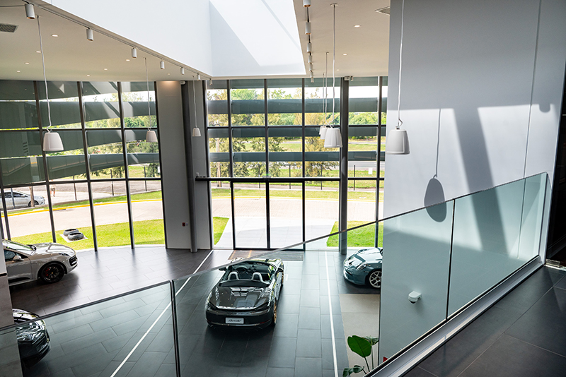 Porsche Center Buenos Aires - CARPEAL Design Porsche Center Buenos Aires - CARPEAL Design
