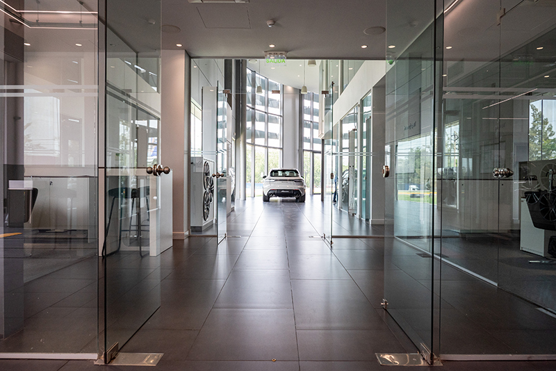 Porsche Center Buenos Aires - CARPEAL Design Porsche Center Buenos Aires - CARPEAL Design