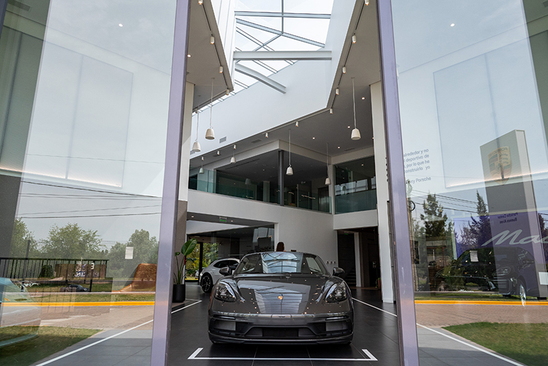 Porsche Center Buenos Aires - CARPEAL Design Porsche Center Buenos Aires - CARPEAL Design