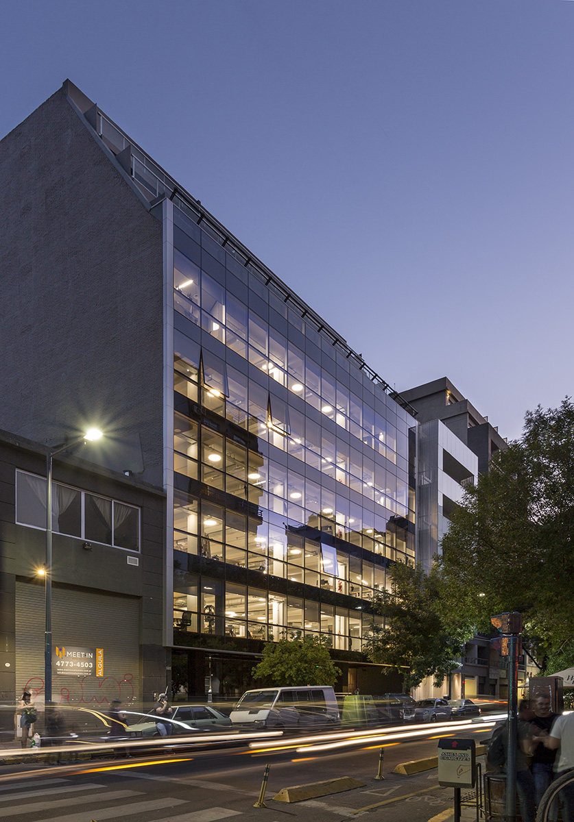 Serrano - Ditaranto Zitarosa Arqs. - CARPEAL Building