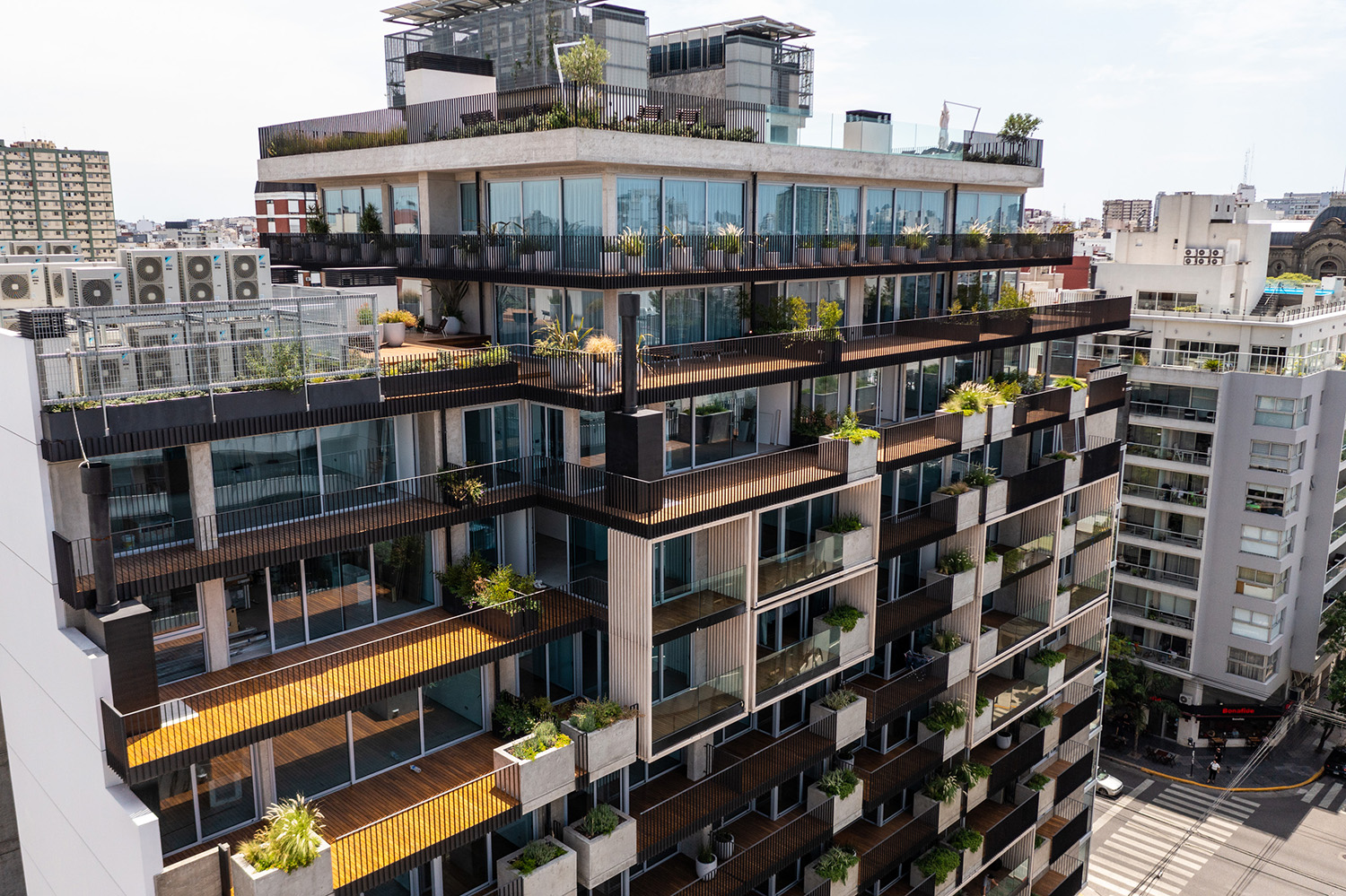 Donna Reggia - Estudio AZCUY - CARPEAL Building Donna Reggia - Estudio AZCUY - CARPEAL Building