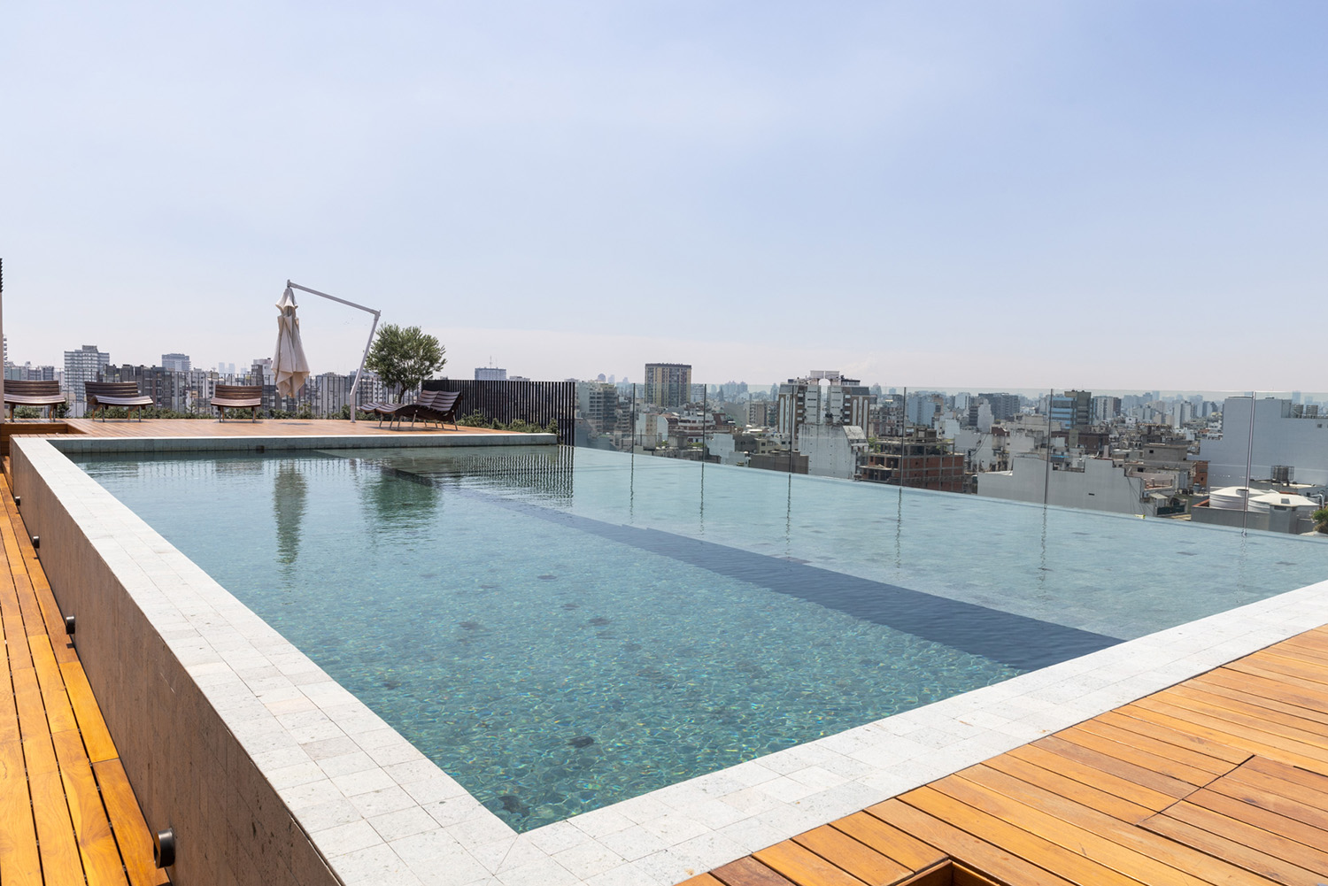 Donna Reggia - Estudio AZCUY - CARPEAL Building Donna Reggia - Estudio AZCUY - CARPEAL Building