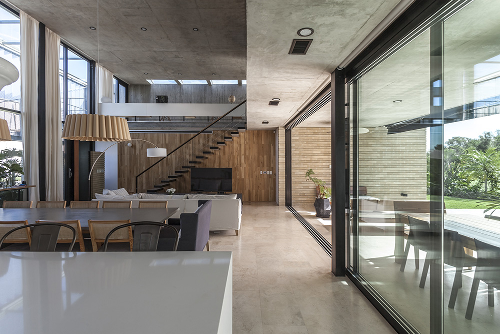 Adrogué Chico - Jorgelina Tortorici Arq. y Asociados - CARPEAL Haus Adrogué Chico - Jorgelina Tortorici Arq. y Asociados - CARPEAL Haus