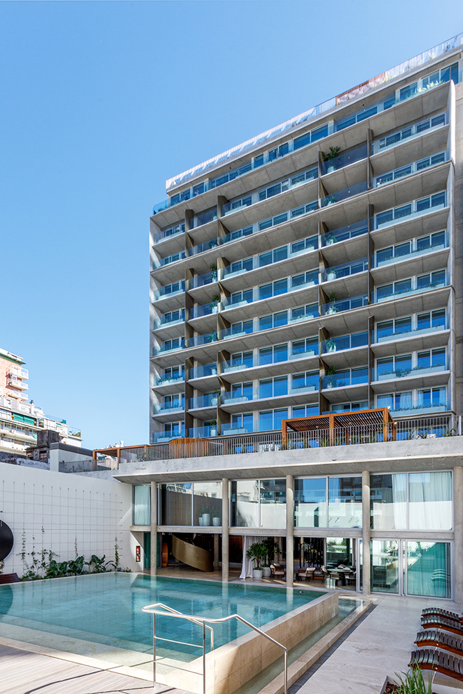 Donna Magna - Estudio AZCUY - CARPEAL Building Donna Magna - Estudio AZCUY - CARPEAL Building