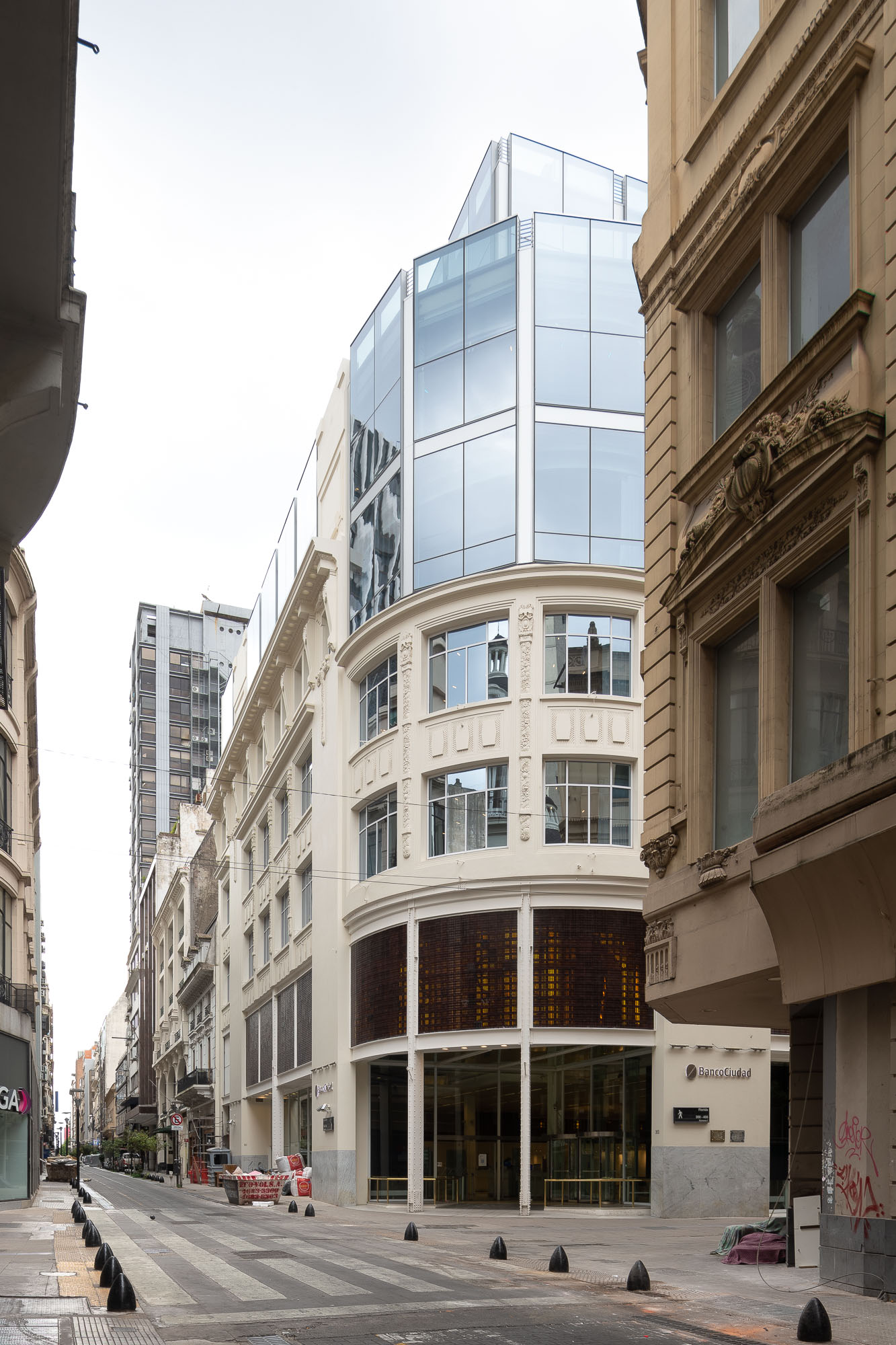Casa Matriz Banco Ciudad - CARPEAL Building